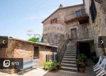 Casa all\'aperto - Casa indipendente Via Porta Nuova
 
4, Gualdo Cattaneo - foto 2