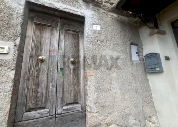 Dettagli - Casa indipendente Via Porta Nuova
 
6, Gualdo Cattaneo - foto 35