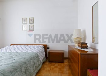 Camera / camera da letto - Villa via Manara
 
4, Lesmo - foto 29