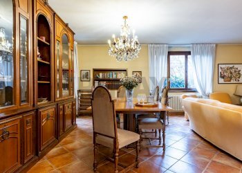 Sala da pranzo - Villa a Schiera via peucher
 
3, Besana in Brianza - foto 6
