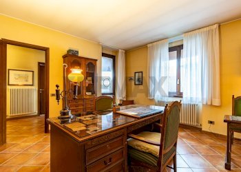 Ufficio - Villa a Schiera via peucher
 
3, Besana in Brianza - foto 28