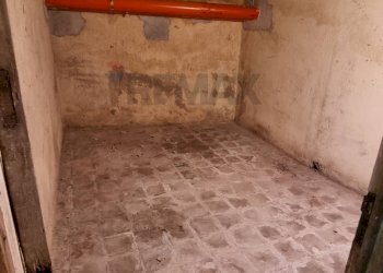 Stanza vuota - Magazzino Via Fornace
 
49, Aci Castello - foto 9