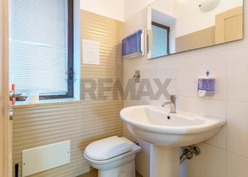 Bagno - Ufficio VIALE SANTA PANAGIA
141, Siracusa - foto 21