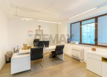 Ufficio - Ufficio VIALE SANTA PANAGIA
141, Siracusa - foto 33