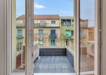 Balcone - Three-room apartment via federico jarach
 
1, Milano - photo 17