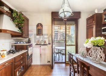 Cucina - Trilocale Via Abruzzi
 
36, Segrate - foto 11