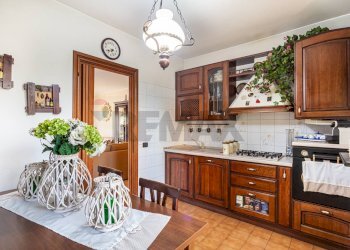 Cucina - Trilocale Via Abruzzi
 
36, Segrate - foto 13