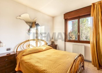 Camera / camera da letto - Trilocale Via Abruzzi
 
36, Segrate - foto 24