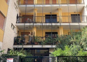 Edificio all\'aperto - Bilocale via Savona
 
12, Milano - foto 2