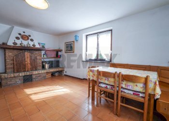 Sala da pranzo - Bilocale via Bergamina
 
6, Ranica - foto 8