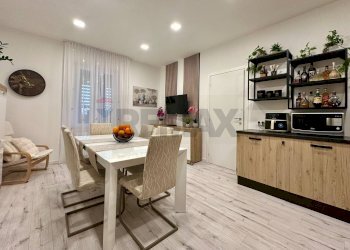 Sala da pranzo - Casa semi indipendente Via Pinosa
 
18/a, Dalmine - foto 3