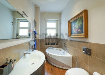 Bagno - Trilocale Via Antonio Locatelli
 
29, Bergamo - foto 42