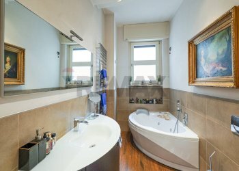 Bagno - Trilocale Via Antonio Locatelli
 
29, Bergamo - foto 43