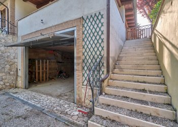 Scale - Villa Chieti - foto 49