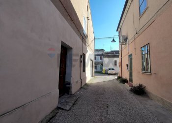 Edificio all\'aperto - Casa semi indipendente piazzetta piave
1, Copparo - foto 43