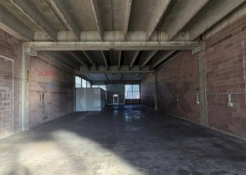 Parcheggio - Capannone Strada Statale 16
 
2098, Polesella - foto 15