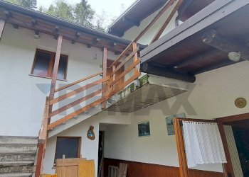 Edificio all\'aperto - Locale Commerciale Via Conte
 
42, Lamon - foto 12