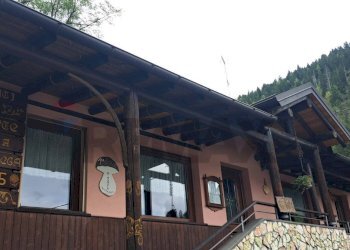 Casa all\'aperto - Locale Commerciale Via Conte
 
42, Lamon - foto 22