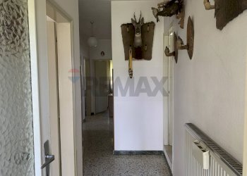 Hall / corridoio - Appartamento Via Beccaroi
33, Lamon - foto 9