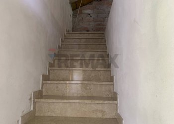 Scale - Appartamento Via Beccaroi
33, Lamon - foto 10