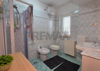 Bagno - Quadrilocale Via Santa Croce
 
7, Vieste - foto 14