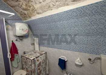 bagno - Bilocale Via Diaz
 
26, Vieste - foto 12