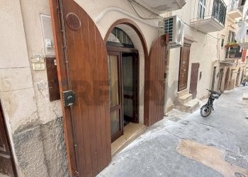 esterno - Bilocale Via Diaz
 
26, Vieste - foto 17