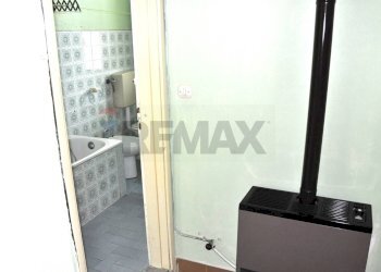 Bagno - Stabile - Palazzo Via Scaramuzza
 
1, Salsomaggiore Terme - foto 14