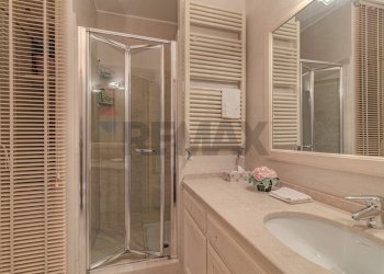Bagno - Appartamento via cellini
 
28, Albenga - foto 20