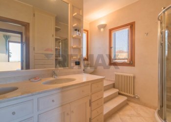 Bagno - Appartamento via cellini
 
28, Albenga - foto 30
