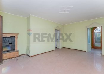 Stanza vuota - Villa Via Bottini
 
4, Gallarate - foto 8