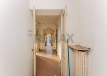 Hall / corridoio - Villa Via Bottini
 
4, Gallarate - foto 28