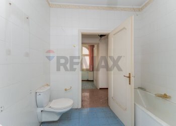 Bagno - Villa Via Bottini
 
4, Gallarate - foto 46