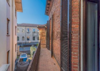 Balcone - Villa Via Bottini
 
4, Gallarate - foto 52
