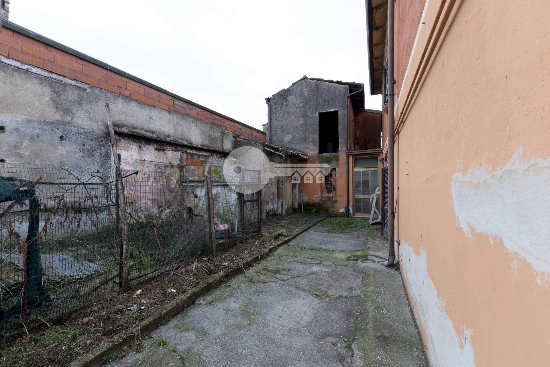 Foto 3 - Villa Via B. Maggi
 
2, Calvisano - foto 3