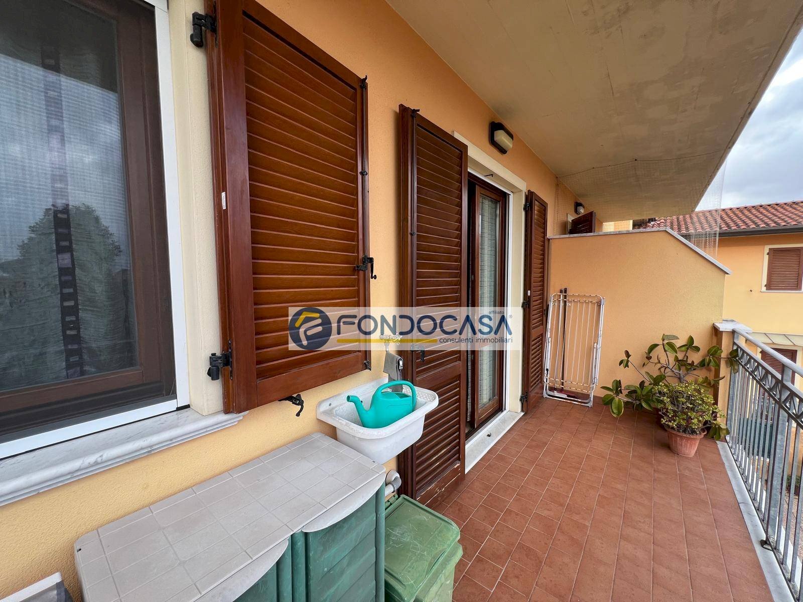 esterno - Appartamento via martin ferraro, Massa - foto 1