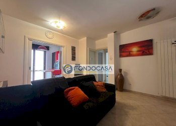 soggiorno - Appartamento via martin ferraro, Massa - foto 9