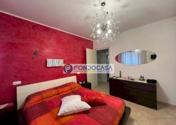 prima camera matrimoniale - Appartamento via martin ferraro, Massa - foto 16