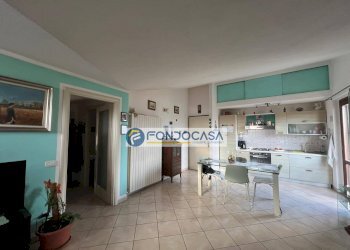 piano mansardato - Appartamento via martin ferraro, Massa - foto 21