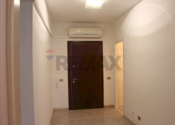 Hall / corridoio - Three-room apartment Via Roma
 
2, Bagnolo in Piano - photo 3
