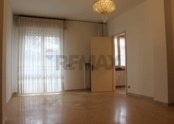 Stanza vuota - Three-room apartment Via Roma
 
2, Bagnolo in Piano - photo 4