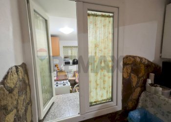 Soggiorno - Appartamento Via Gian Filippo Ingrassia
 
6/8/12, Palermo - foto 24