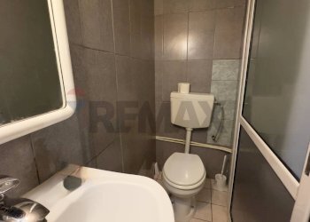 Bagno - Appartamento Via Gian Filippo Ingrassia
 
6/8/12, Palermo - foto 25