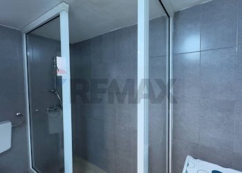 Bagno - Appartamento Via Gian Filippo Ingrassia
 
6/8/12, Palermo - foto 29