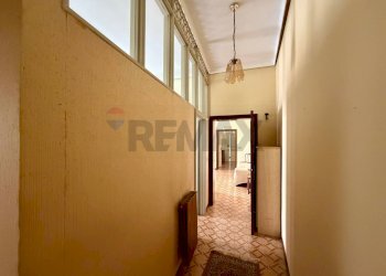 Hall / corridoio - Quadrilocale Via Roma
 
56, Ragusa - foto 25