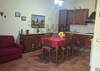 Sala da pranzo - Casa indipendente Via Giuseppe Pitrè
 
66, Ragusa - foto 9