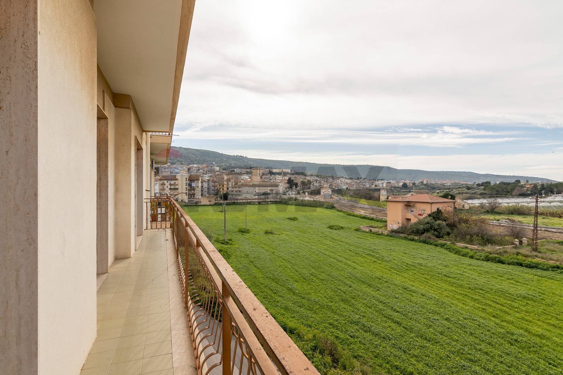 Balcone - Appartamento via Righi
 
4, Comiso - foto 2