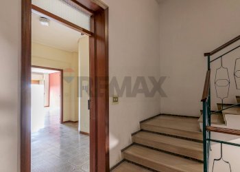 Scale - Appartamento via Righi
 
4, Comiso - foto 3