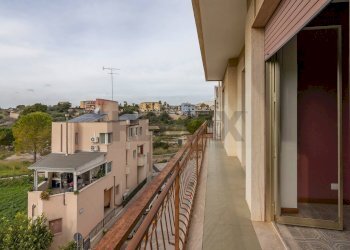 Balcone - Appartamento via Righi
 
4, Comiso - foto 7