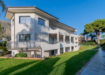 Casa all\'aperto - Casa semi indipendente Via Aiace
17, Palermo - foto 4